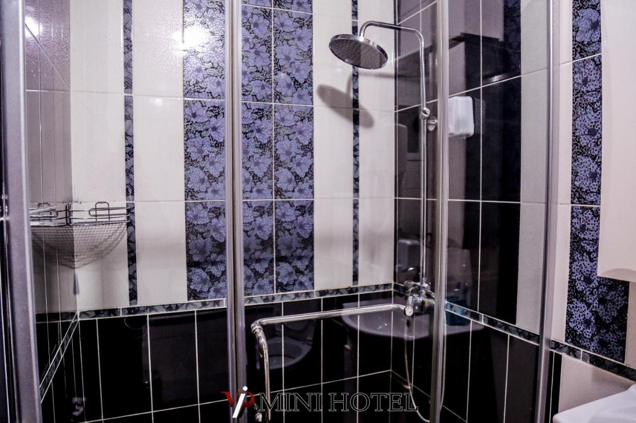 Vip Mini Hotel 塞米伊 外观 照片