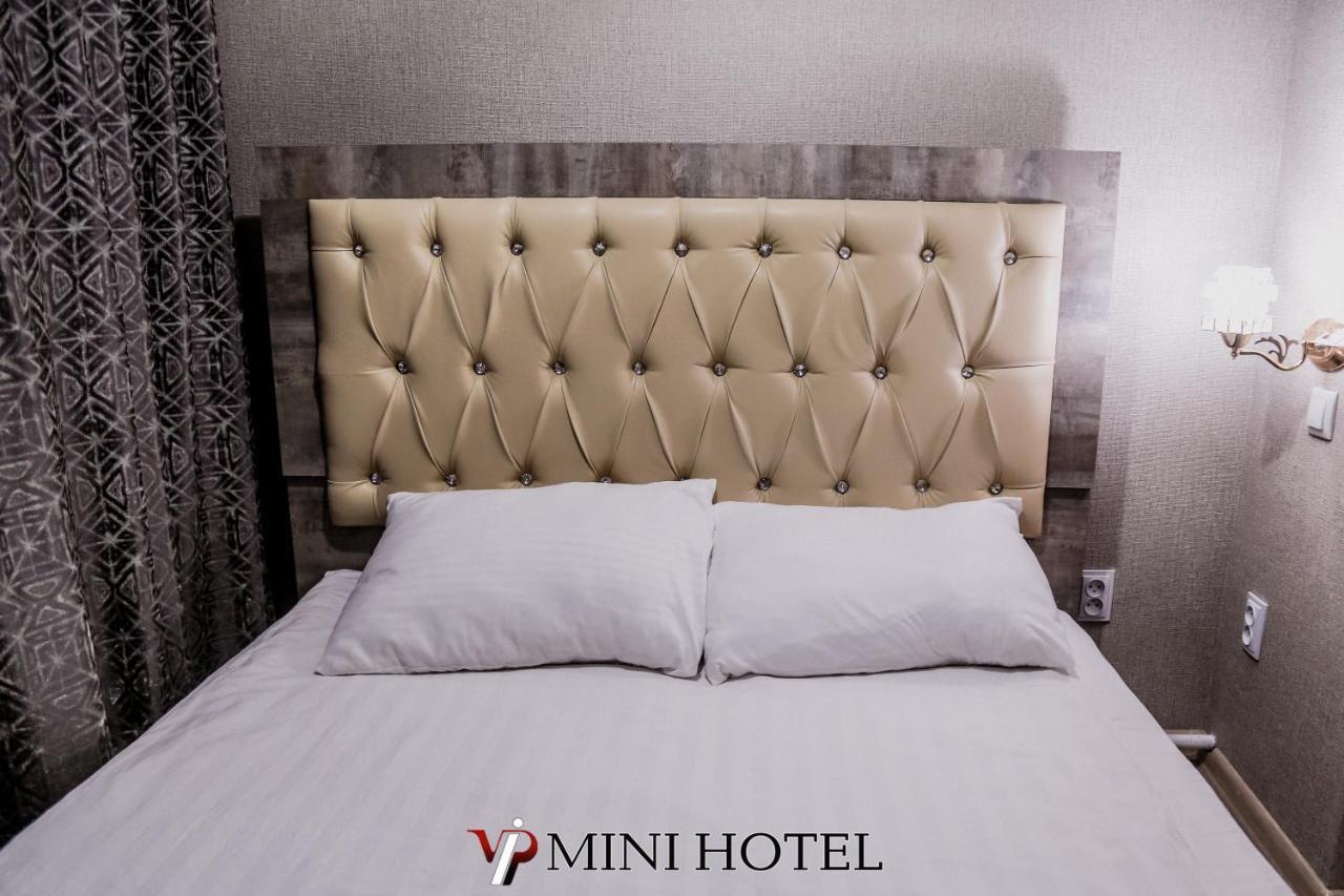 Vip Mini Hotel 塞米伊 外观 照片