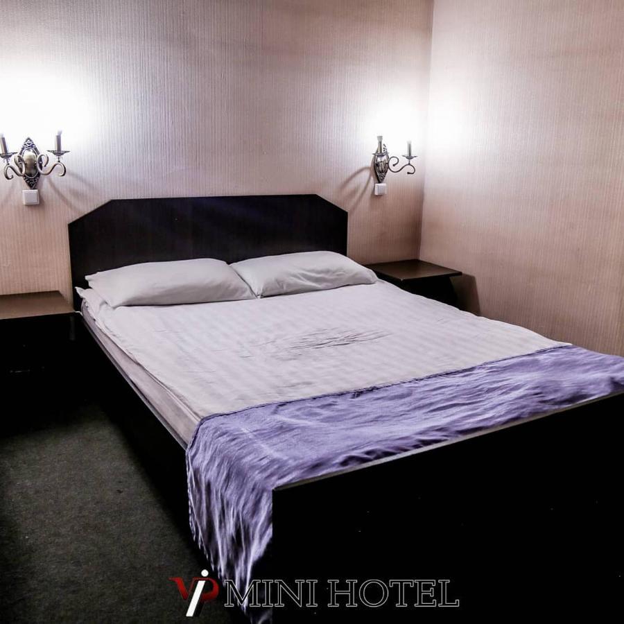 Vip Mini Hotel 塞米伊 外观 照片
