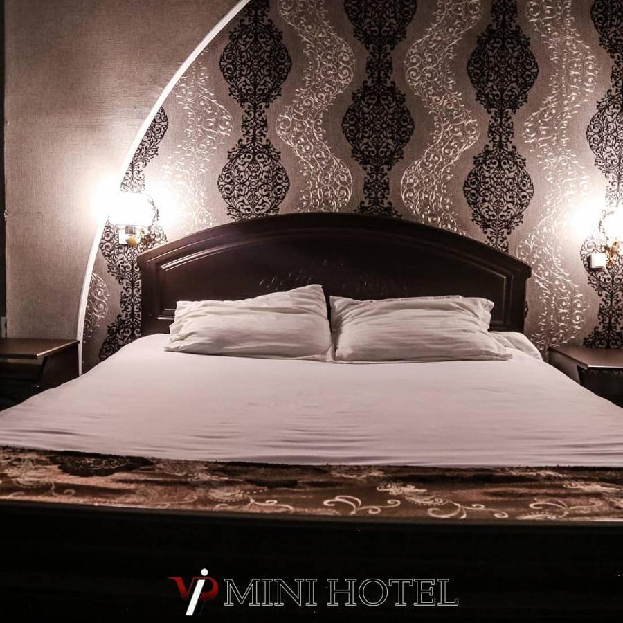 Vip Mini Hotel 塞米伊 外观 照片
