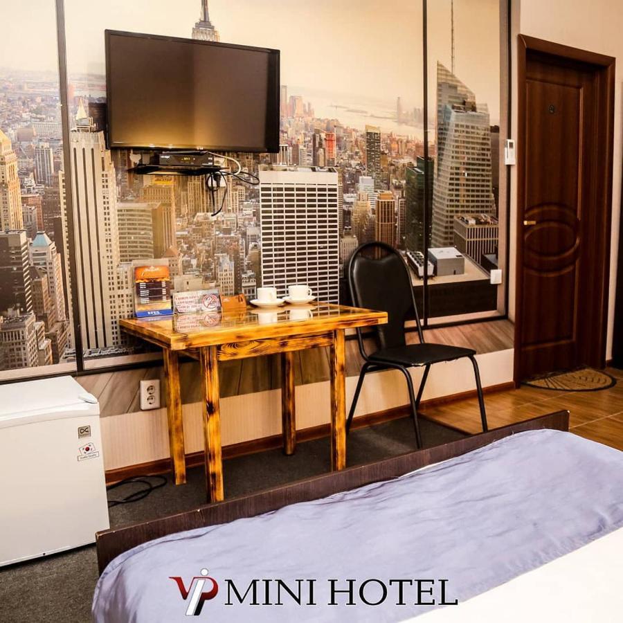 Vip Mini Hotel 塞米伊 外观 照片
